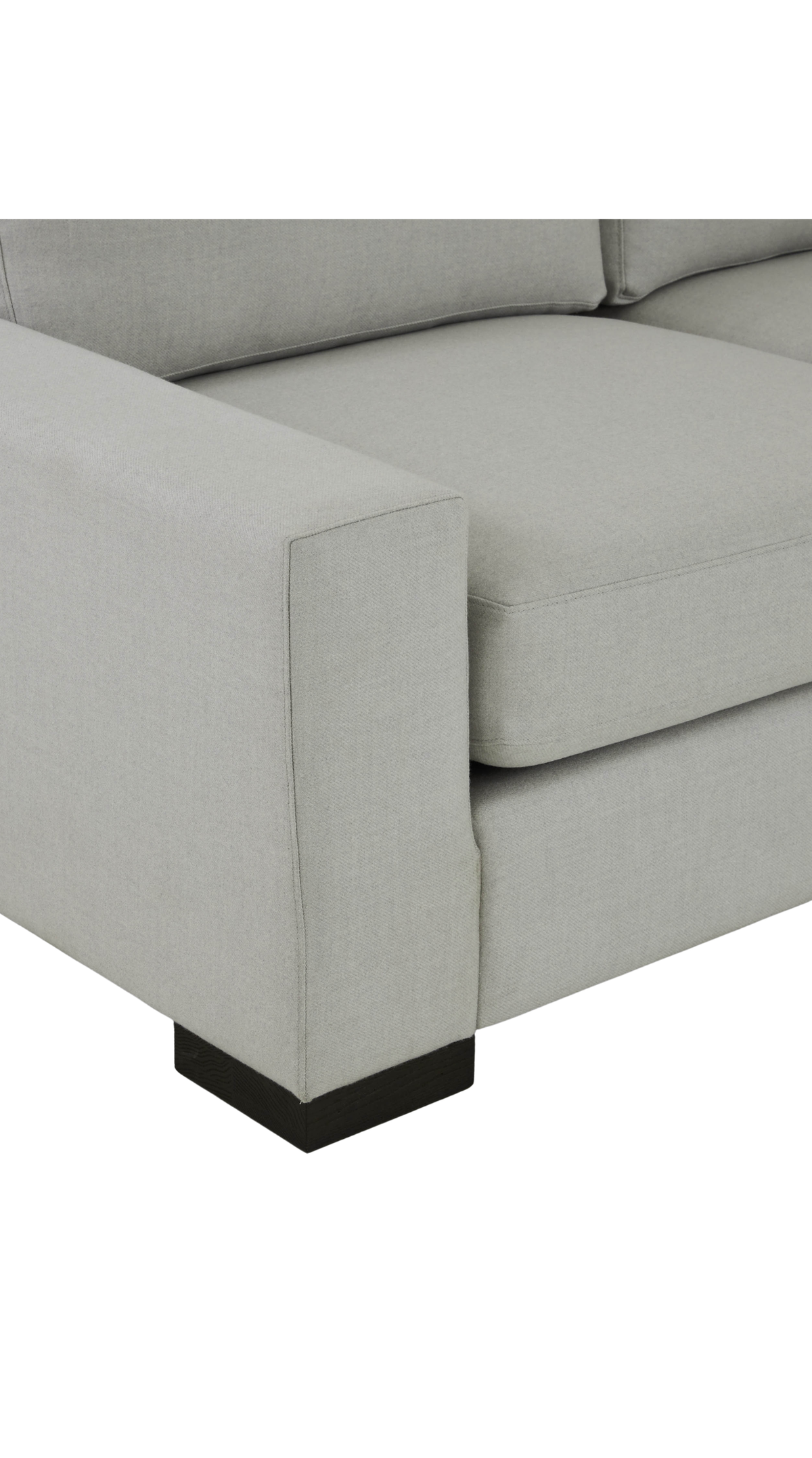 Ian Loveseat