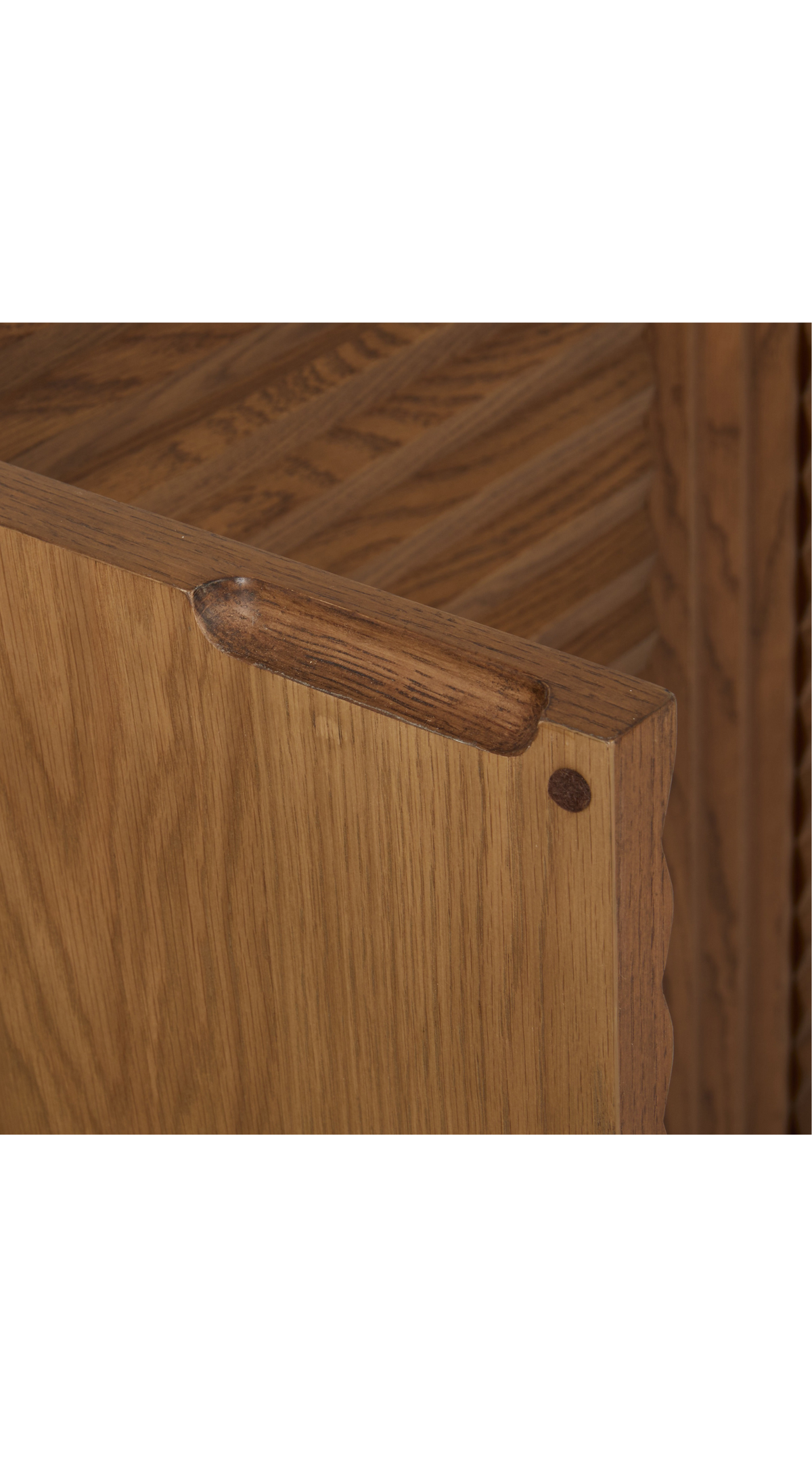 SP25 Omari Sideboard