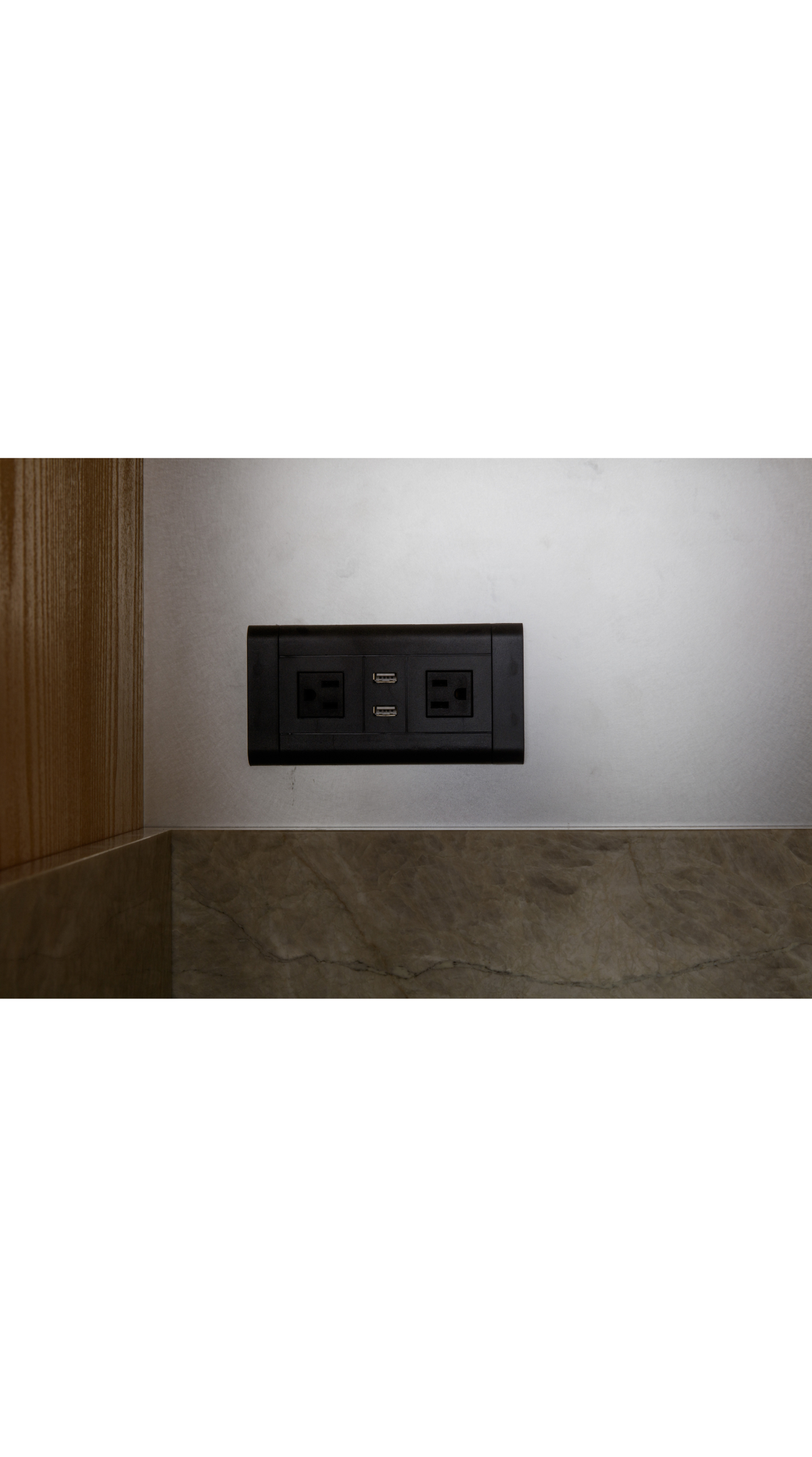 Six Senses Closet w Minibar - Right