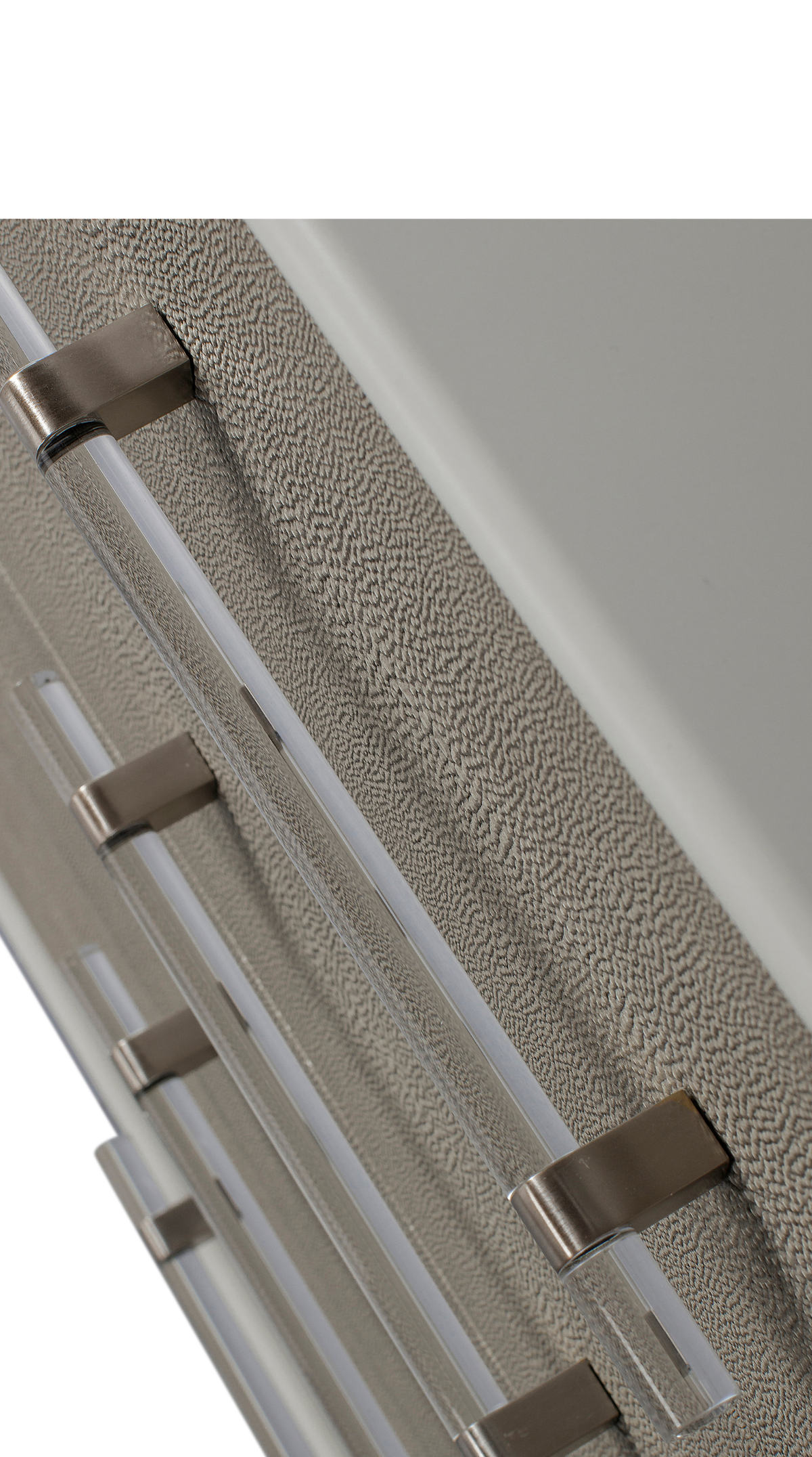 Alice Chest - 8 Drawers