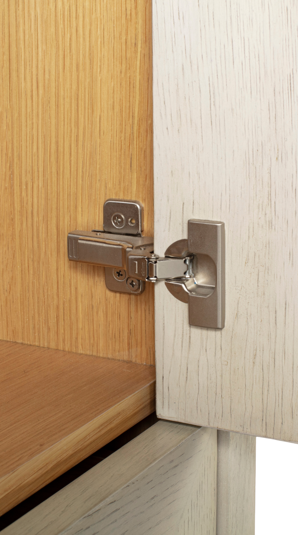 Kalea Vanity - Oak Straight, Rail Shaker, 39W / Niagra Grey Stained