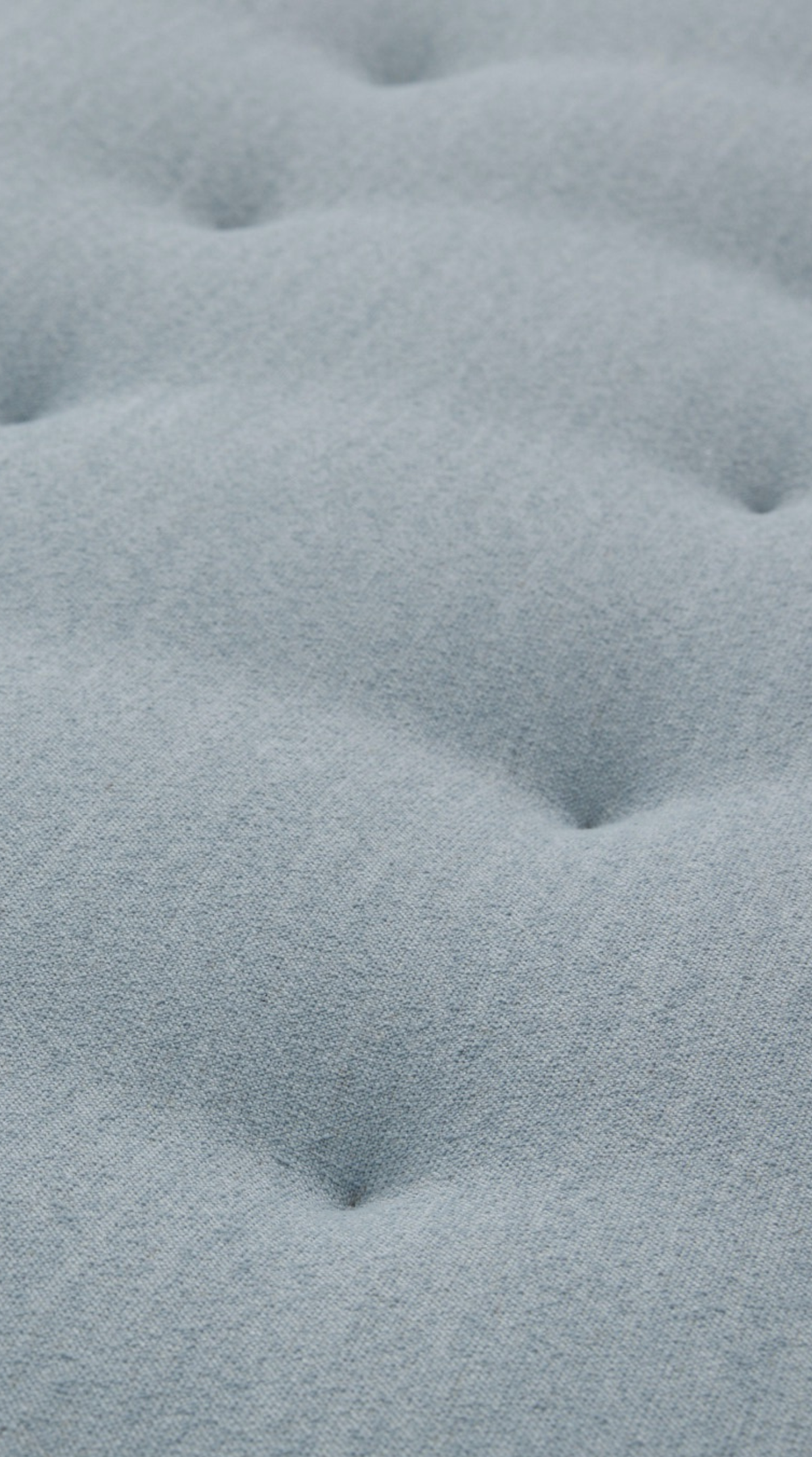 Simone Sofa – Pinch Tufted