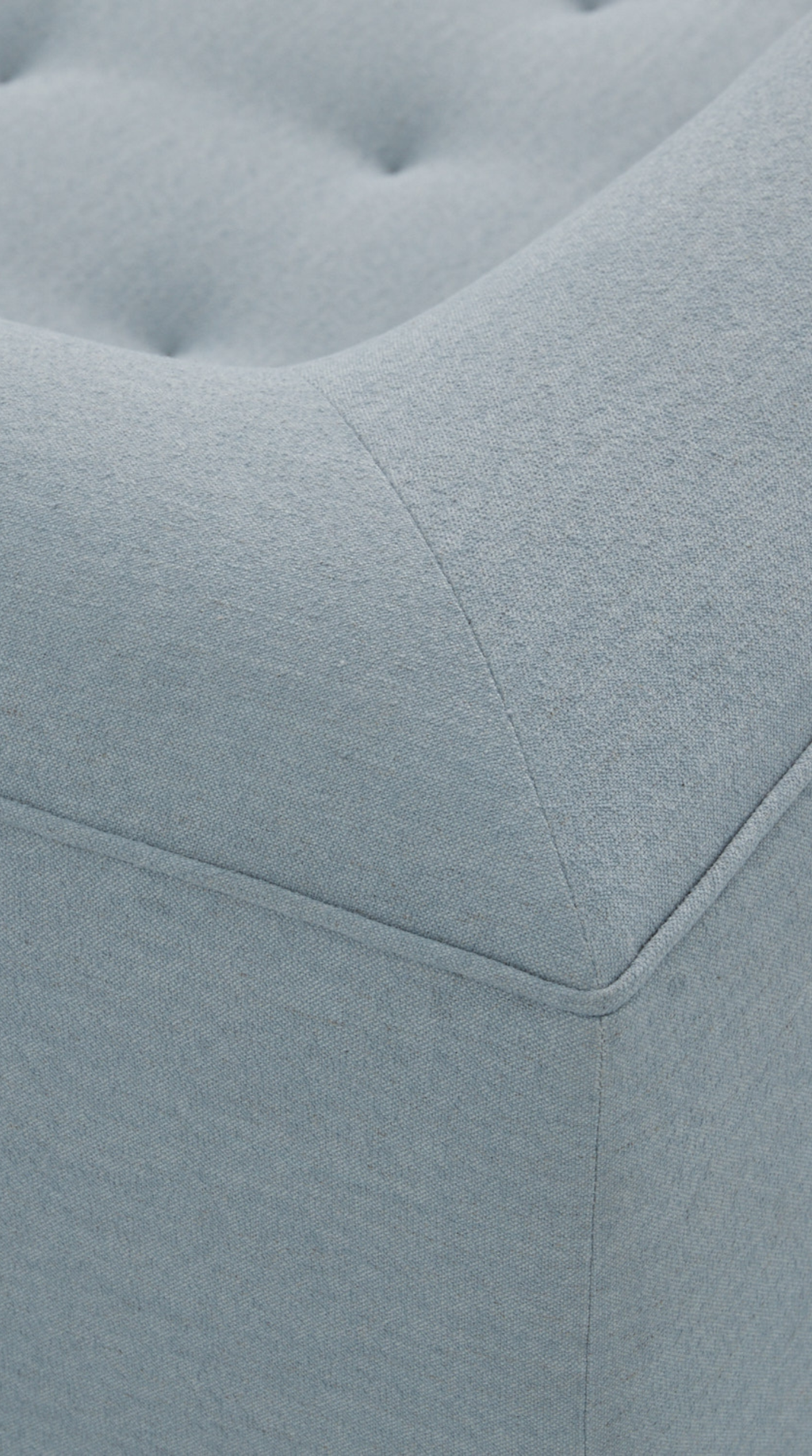 Simone Sofa – Pinch Tufted